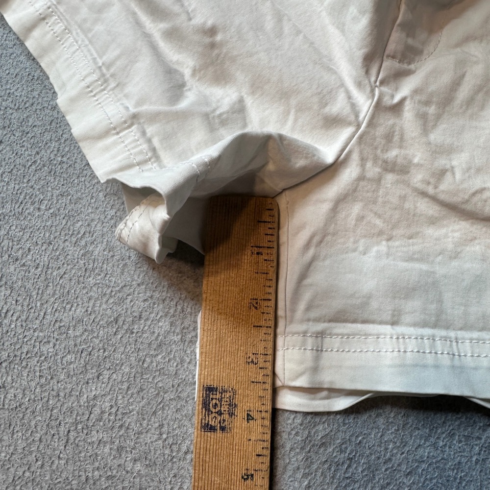 Magellan Outdoors Shorts Womens 2 White Chino Hiking Casual Stretch Cotton Blend - Picture 7 of 9